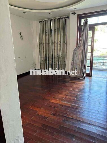 Trệt 3 lầu 4,5*20; 4pn 5wc sân thượng nhà mặt tiền