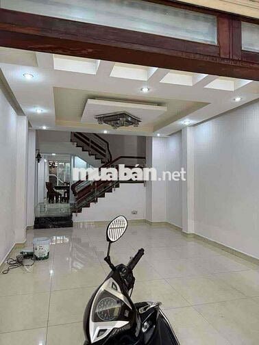 Trệt 3 lầu 4,5*20; 4pn 5wc sân thượng nhà mặt tiền