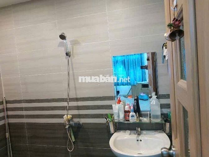 BÁN NHÀ 3 TẦNG BTCT KHU LÊ TRỌNG TẤN (TÂN PHÚ) - 62M2 - CHỈ 6.x T.Ỷ