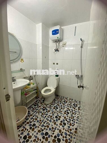 Phòng trong nhà nguyên căn ngõ 11 Tô Hiệu, Hà Đông