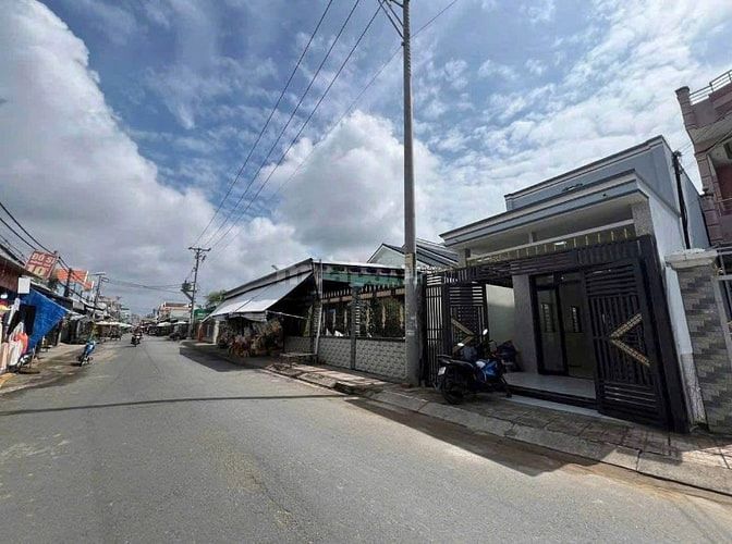 CHÍNH CHỦ CẦN TRẢ NỢ BÁN GẤP NHÀ NGAY THỊ TRẤN CỦ CHI 66m2 giá 760TR