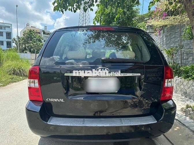 Kia Carnival 2010 - 155 km đời 2010 fom mới xe đẹp