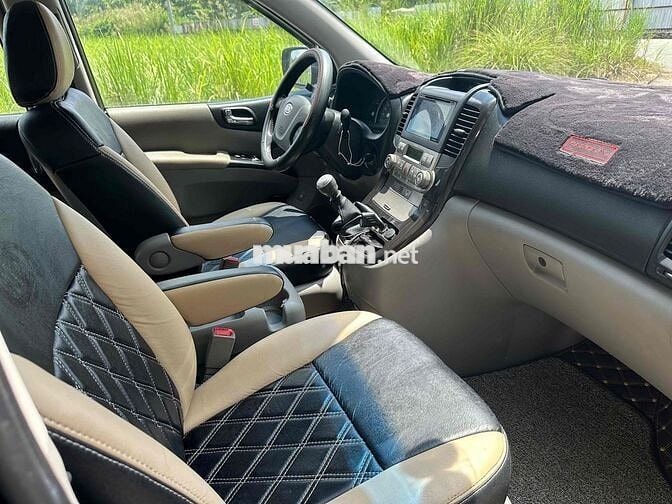 Kia Carnival 2010 - 155 km đời 2010 fom mới xe đẹp