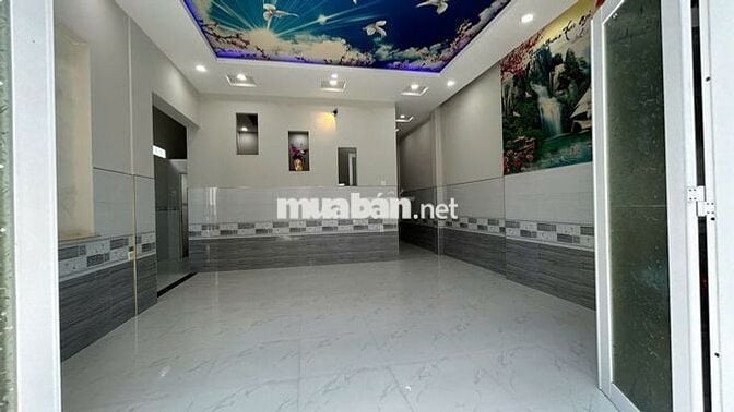 Nhà 2 lầu đúc gần galaxy Nguyễn văn quá. 6x 11m giá 4ty790tr tl