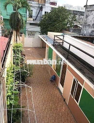 Cho Thuê Nhà Đường Lũy Bán Bích, Tân Phú ( 8x27m - Cho Làm CHDV )