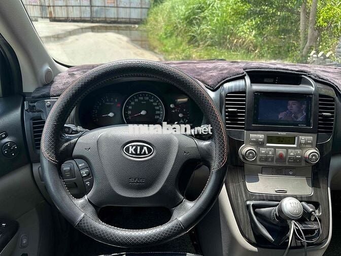 Kia Carnival 2010 - 155 km đời 2010 fom mới xe đẹp