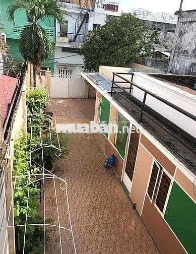 Cho Thuê Nhà Đường Lũy Bán Bích, Tân Phú ( 8x27m - Cho Làm CHDV )