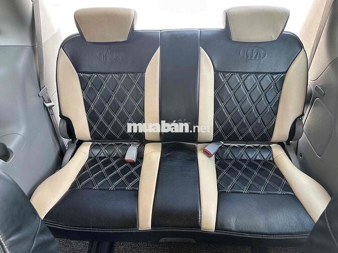 Kia Carnival 2010 - 155 km đời 2010 fom mới xe đẹp