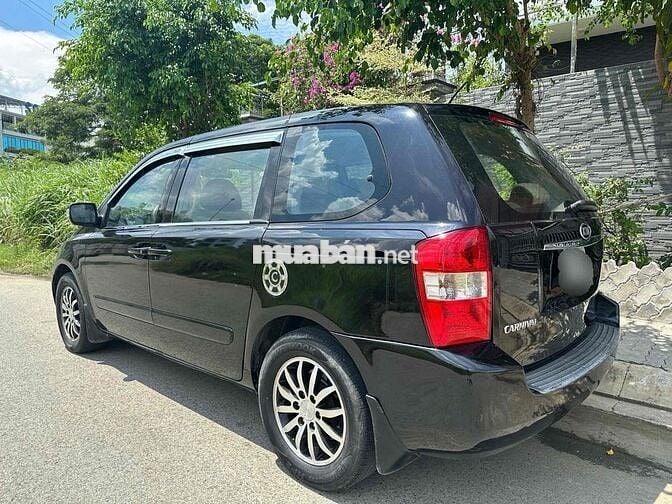 Kia Carnival 2010 - 155 km đời 2010 fom mới xe đẹp