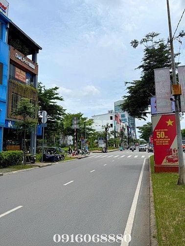 BÁN NHÀ MẶT TIỀN : 435 NGUYỄN VĂN LINH - P. TÂN PHONG - Q. 7 - TPHCM