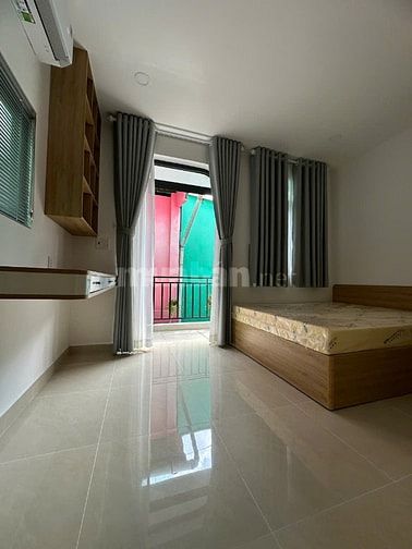 Chính chủ cần bán nhà nhỏ xinh, căn góc đường Trần Quốc Thảo, Quận 3