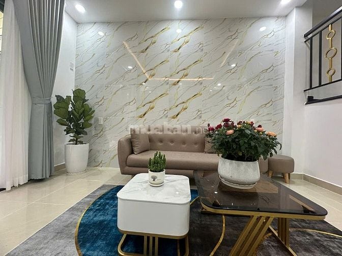 Chính chủ cần bán nhà nhỏ xinh, căn góc đường Trần Quốc Thảo, Quận 3