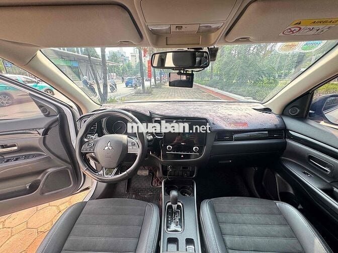 Mitsubishi Outlander 2022 2.0 CVT - 50000 km