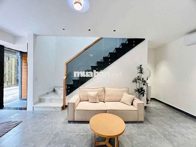 Nhà mới kiểu hiện đại sẵn nội thất 3pn 2wc ôtô vô nhà dc gần chợ hđiêu