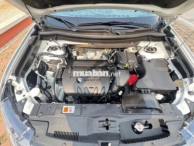 Mitsubishi Outlander 2022 2.0 CVT - 50000 km