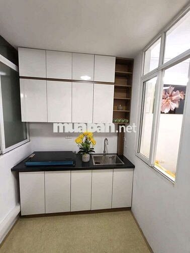 Bán ccmn 3ngủ giáp nhất thanh xuân full đồ sổ đỏ phôi riêng ngõ oto
