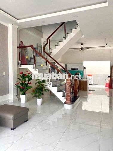 nhà 1 trệt 2 lầu An Phú,đầy đủ nội thất đường nhựa 7m đậu ô tô ok