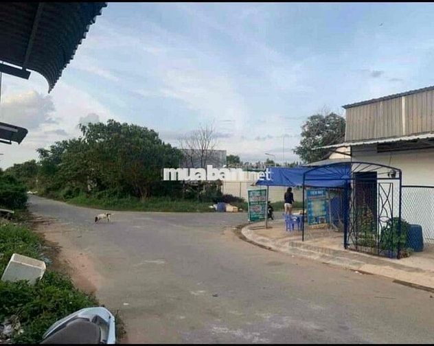 cần bán gấp lô đất kdc Nam Sài Gòn giá rẻ