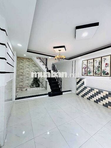 💥P19 BT NHÀ CỨNG 50M2 XTẦ TẦNG
3PN - Ngang 4M x 12 M
📌 Nhỉnh 4,X tỷ