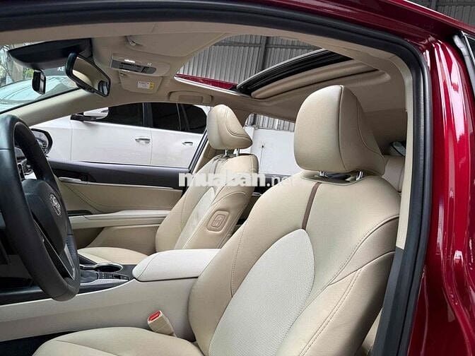 Toyota Camry 2022 2.5 Q - 42000 km