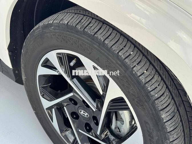 Hyundai Custin 2024 Đặc Biệt 1.5T - 32000 km