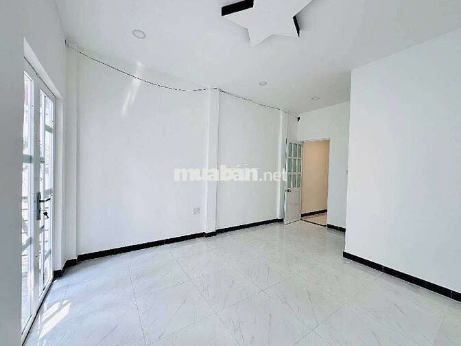 💥P19 BT NHÀ CỨNG 50M2 XTẦ TẦNG
3PN - Ngang 4M x 12 M
📌 Nhỉnh 4,X tỷ