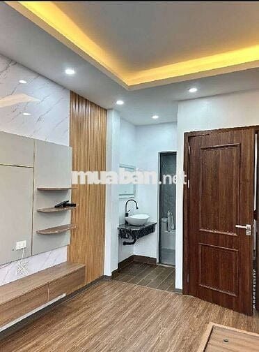 7,85 tỷ An Dương Vương - 35m, 5 tầng - Thang máy - Mới koong - Ô tô.