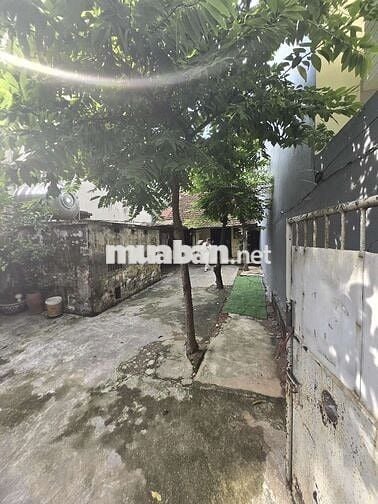 BÁN ĐẤT TẶNG NHÀ AN DƯƠNG VƯƠNG- DT 130M - Ô TÔ - 2 MẶT ĐƯỜNG