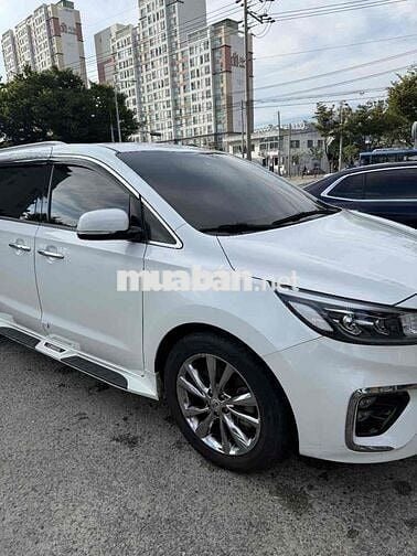 Kia Sedona 2018 2.2 DATH - 120000 km