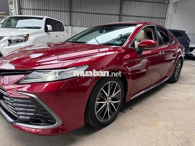 Toyota Camry 2022 2.5 Q - 42000 km