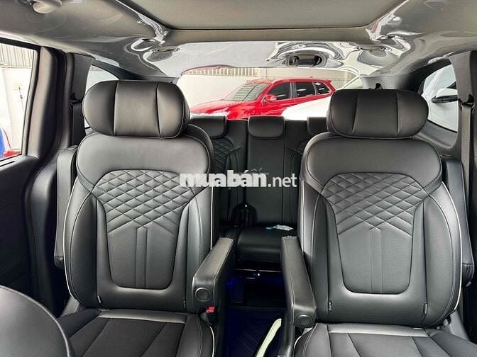 Hyundai Custin 2024 Đặc Biệt 1.5T - 32000 km
