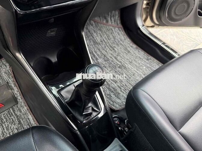 Toyota Vios 2022 E 1.5 MT - 69000 km