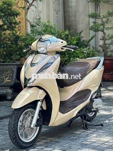 Bán led đời 2017 khoá smakay ( Biển số Thành Phố )