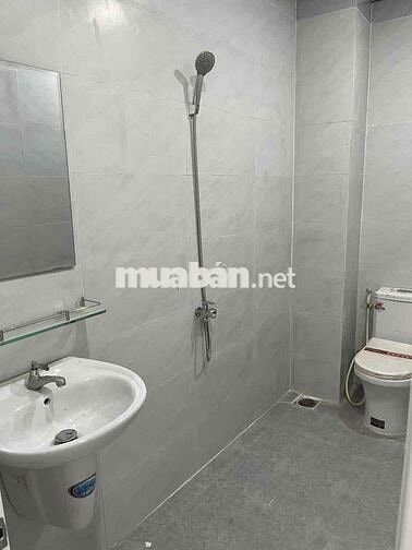 Cần tìm người share phòng trong nhà nguyên căn q12