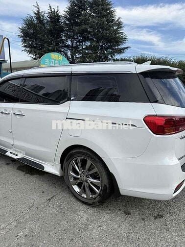 Kia Sedona 2018 2.2 DATH - 120000 km