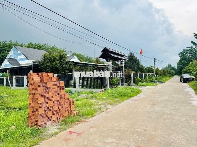 Đất đường HL508 kế bên trường THCS Nguyễn Huệ 350m2+100m2 thổ 490tr