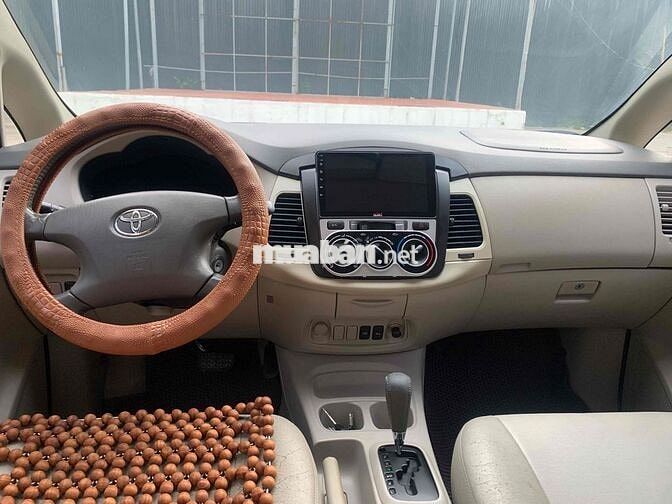 Toyota Innova 2008 V - 15000 km