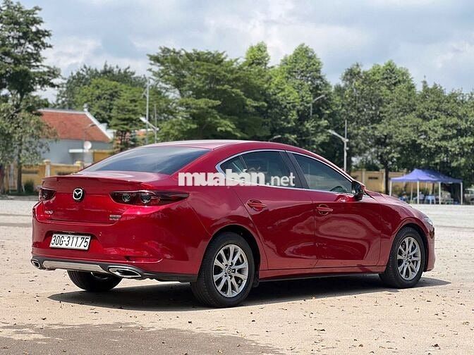 Mazda 3 2020 Sedan 1.5L Luxury Form mới hoàn toàn