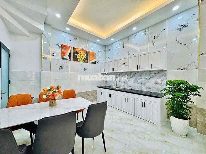 Ban nhà ngang 5,xây 3 tầng 4 phòng ngủ,chỉ 5 tỷ,Lê Đức Thọ,Gò Vấp