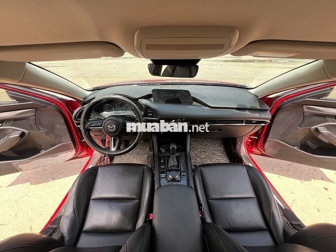 Mazda 3 2020 Sedan 1.5L Luxury Form mới hoàn toàn