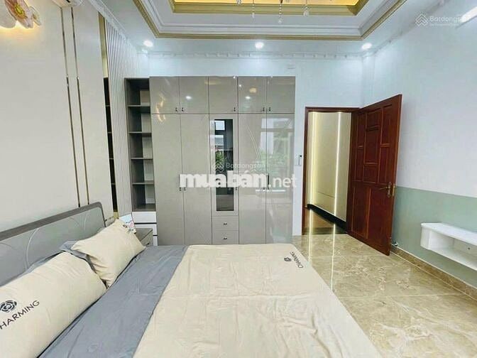 óc 2 mặt tiền HXH 6m Ni Sư Huỳnh Liên DT: 4x14.5m [3 tầng]. Chỉ 9.7 tỷ