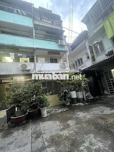 BÁN CĂN HỘ TẦNG TRỆT C/c NGUYỄN THIỆN THUẬT, Q.3 - 3,3 TỶ