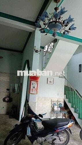 GẦN CẦU VƯỢT LINH XUÂN NHÀ 7,5X8M SÂN ĐẬU OTO 4PN 3WC LÀM VPCTY Ở