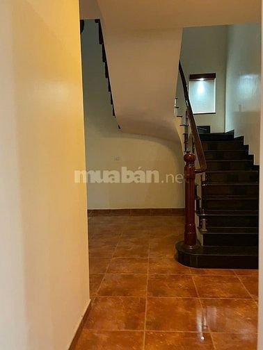 Cc Mời thuê Bt Vip Trần Đại Nghĩa- Hai Bà Trưng 220m2x3,5T oto 39,9 tr