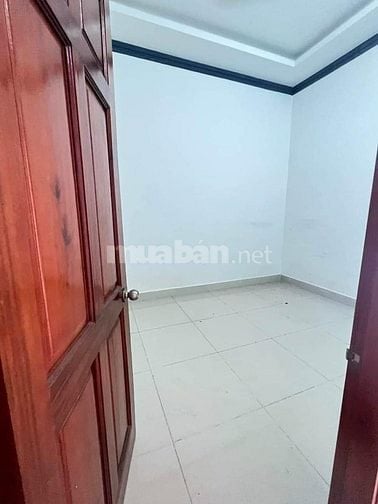 Thua lỗ chứng khoán bán gấp nhà Gò Ô Môi, Q.7 65m2, gần KCN.Giá 990tr 