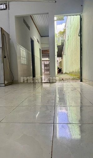 Cần tiền trả nợ bán căn nhà 112m2 ở Xã Tân Hiệp - Hóc Môn giá 935TR
