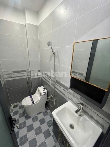 Quá ngon - Quận 8 hẻm xe tải thông kinh doanh - gần mặt tiền - 62m2 (4