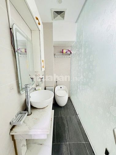 Bán Nhà Định Công Thượng – Phân Lô Cán Bộ – 5 Tầng Đẹp – 8.3 Tỷ 