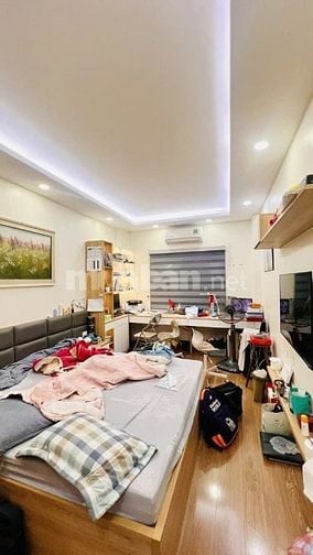 NHÀ ĐẸP ĐỊNH CÔNG – NGÕ THÔNG KINH DOANH – Ô TÔ GẦN NHÀ –FULL NỘI THẤT