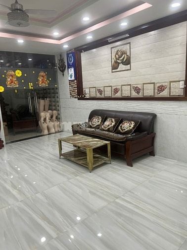 NGỘP BANK CẦN RA GẤP 16TỶ - DT: 5X20M - 5 TẦNG MỚI KENG - HẺM 8M NHỰA